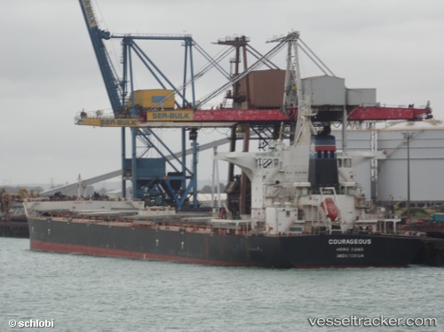 vessel Courageous IMO: 9705134, Bulk Carrier
