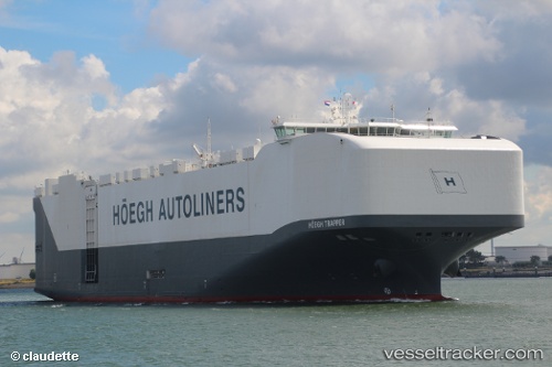 vessel Hoegh Trapper IMO: 9706918, Vehicles Carrier
