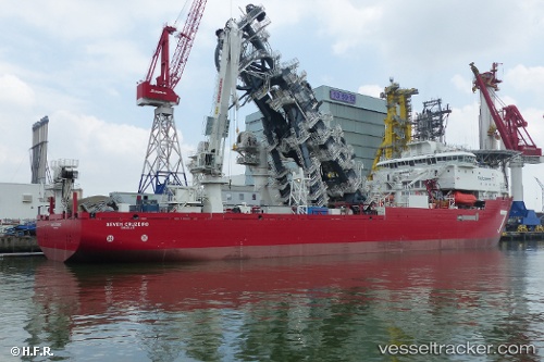 vessel Seven Cruzeiro IMO: 9710880, Pipe Layer
