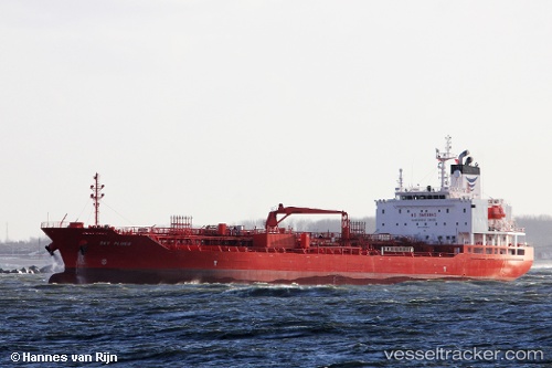 vessel LOEVSTAKKEN IMO: 9724441, Chemical/Oil Products Tanker