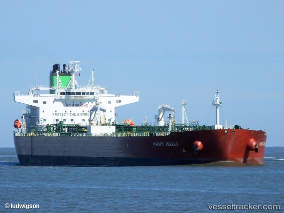 vessel Pacific Jewels IMO: 9732254, Oil Products Tanker
