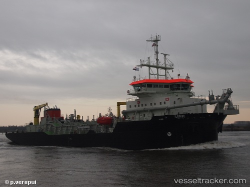 vessel Ilembe IMO: 9741891, Hopper Dredger
