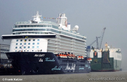 vessel Mein Schiff 5 IMO: 9753193, Cruise Ship
