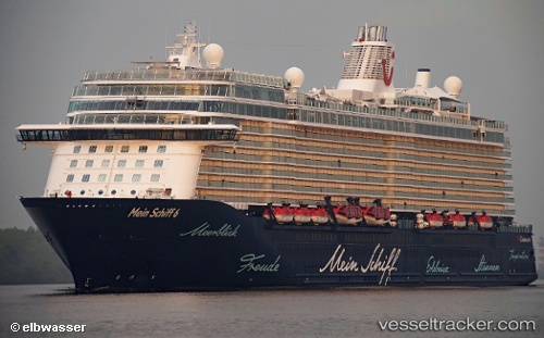 vessel Mein Schiff 6 IMO: 9753208, Cruise Ship
