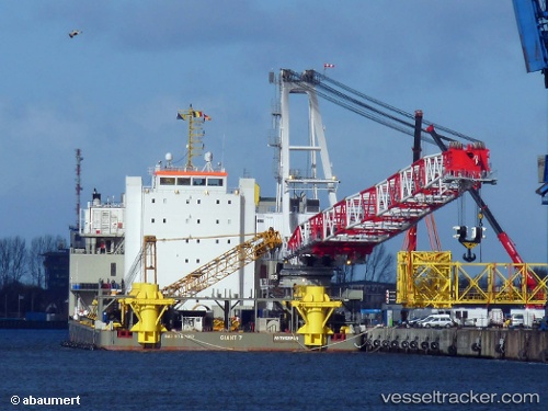 vessel Giant 7 IMO: 9760017, Heavy Load Carrier
