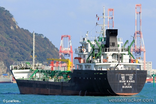 vessel Bum Kang IMO: 9781499, Oil Products Tanker
