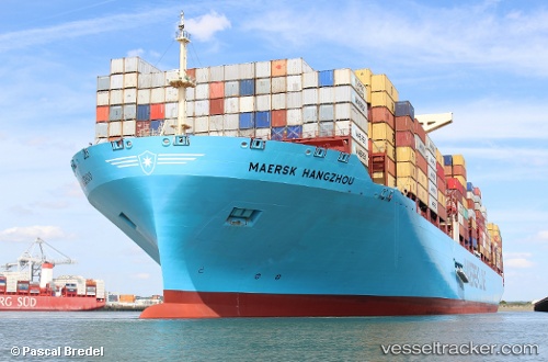 vessel Maersk Hangzhou IMO: 9784300, Container Ship
