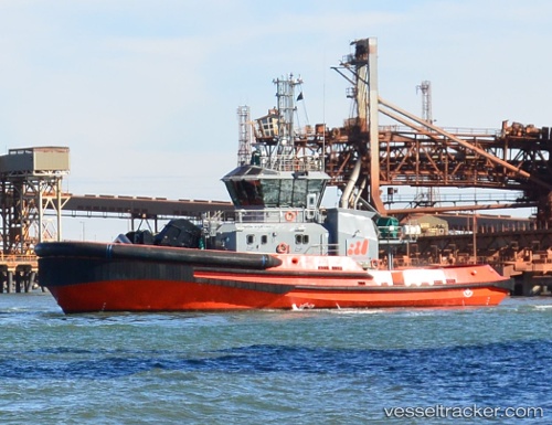 vessel Iron Kestrel IMO: 9784958, Tug

