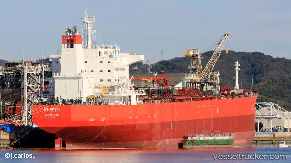 vessel St.petri IMO: 9788497, Oil Products Tanker
