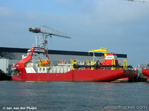 vessel Shanti Sagar 17 IMO: 9802451, Hopper Dredger
