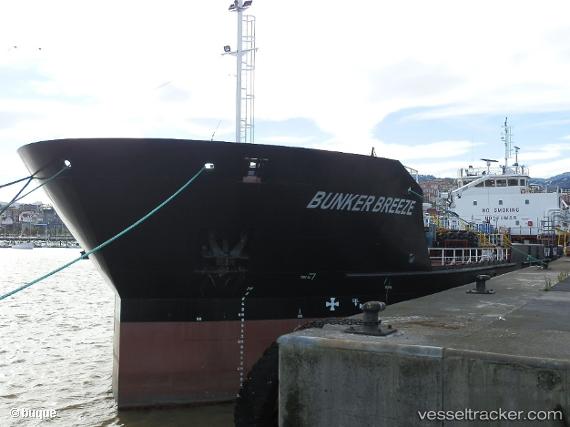 vessel Bunker Breeze IMO: 9824590, Bunkering Tanker
